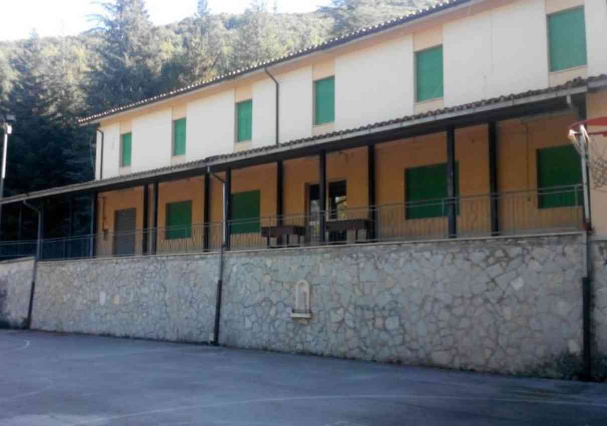 immagine scuola Calcara di Ussita | Campeggio “Don Bosco”